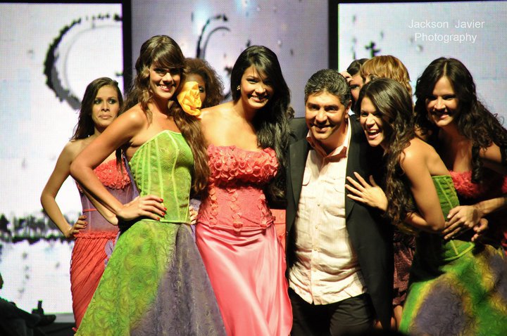 205163_1944082090359_498049_n